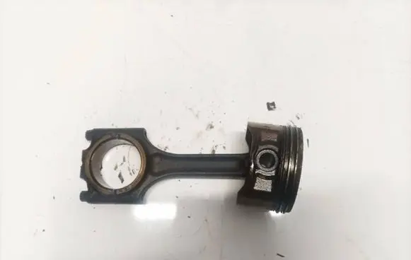 Piston with connecting rod