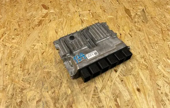 BMW 1 F40 Engine control unit/module ECU 5A57780
