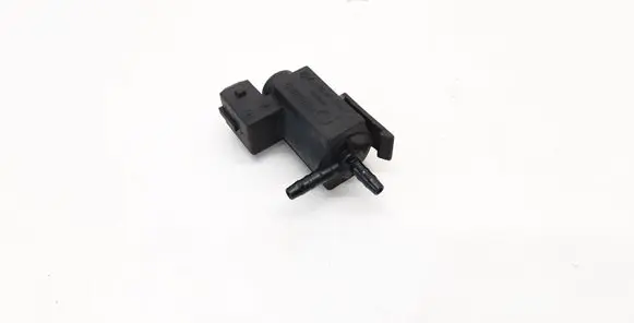 BMW 3 E90 E91 Vacuum valve 72234100 1742712