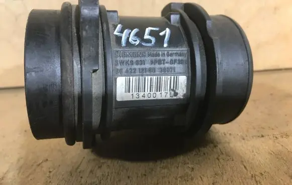 Peugeot 206 Mass air flow meter 5WK9631 9642212180