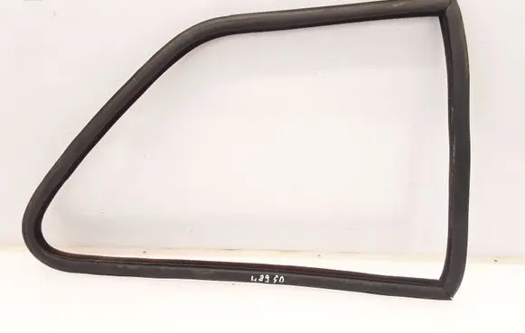 Maserati 228 Rear side glass trim 