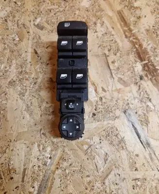 Peugeot 3008 II Electric window control switch 98248414ZD C0F0R01059A 10336572