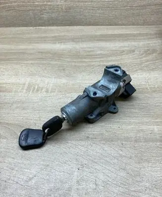 Volvo C70 Ignition lock 8626327