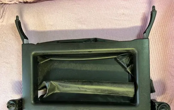 Mercedes-Benz E W212 Other trunk/boot trim element A2126800010