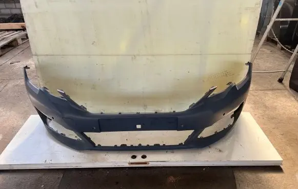 Peugeot 308 Front bumper AA38299433