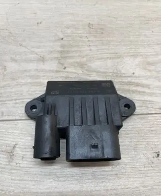 Mercedes-Benz R W251 Glow plug pre-heat relay A6429005801 0522140210 1423403825