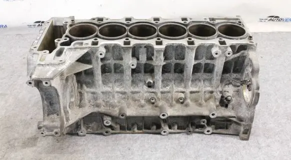 BMW 3 E92 E93 Engine block 7585986 2295991 11112295991