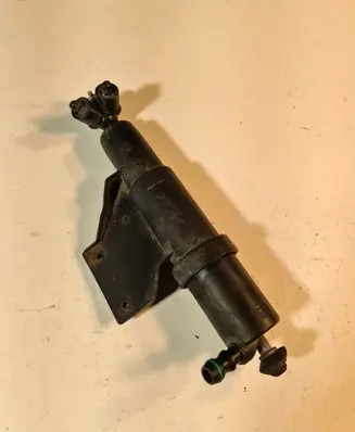 Jaguar S-Type Headlight washer spray nozzle