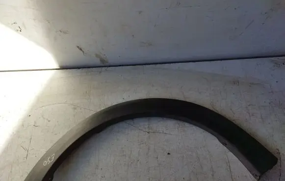Renault Sandero II Rear arch trim 638751431