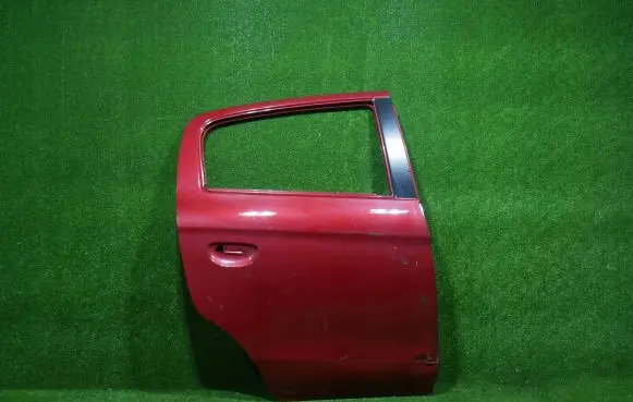 Mitsubishi Space Star Rear door