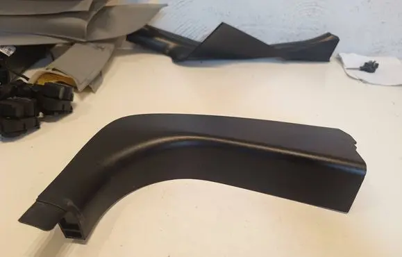 BMW 5 E60 E61 Front sill trim cover 7025030 22339910