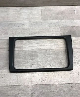 Volkswagen Golf VI Radio/GPS head unit trim 5K0858063B