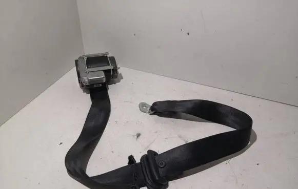 Skoda Octavia Mk2 (1Z) Front seatbelt 1Z0857701B