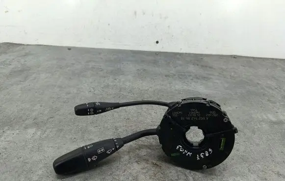 Mercedes-Benz C W203 Wiper turn signal indicator stalk/switch A0025428618