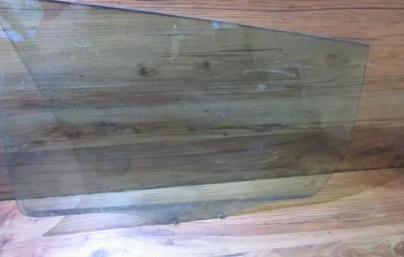 Mitsubishi Space Star Rear door window glass