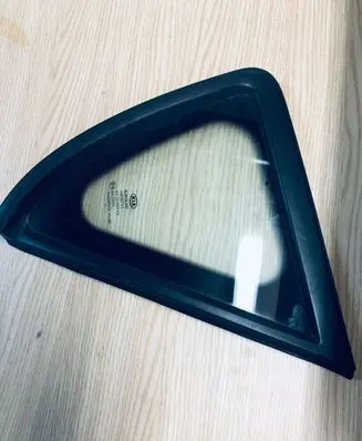 KIA Ceed Rear side window 878101H000