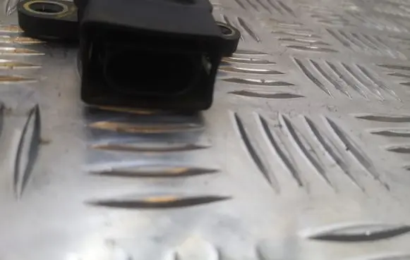 BMW 5 E39 ESP acceleration yaw rate sensor 0265005248