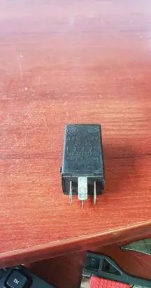 BMW 1 E81 E87 Other relay 1378371