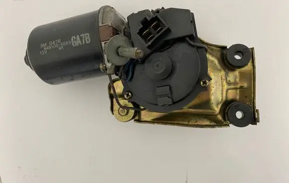 Mazda 626 Wiper motor 8491006683 GA7B