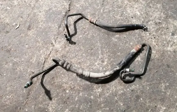 Opel Astra H Power steering hose/pipe/line