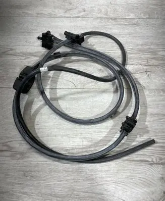 Windshield washer spray nozzle