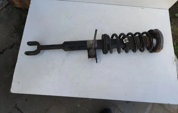 BMW 6 F12 F13 Front shock absorber/damper 8142056 79508202 121057