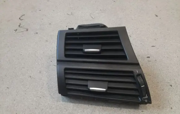 BMW X5 E70 Dashboard side air vent grill/cover trim 9227767