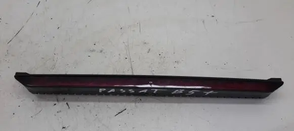 Volkswagen PASSAT B5 Third/center stoplight 1J6945097D