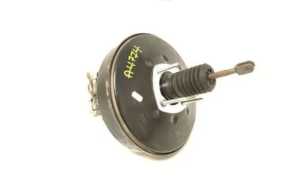 Opel Vivaro Brake booster 472107792R