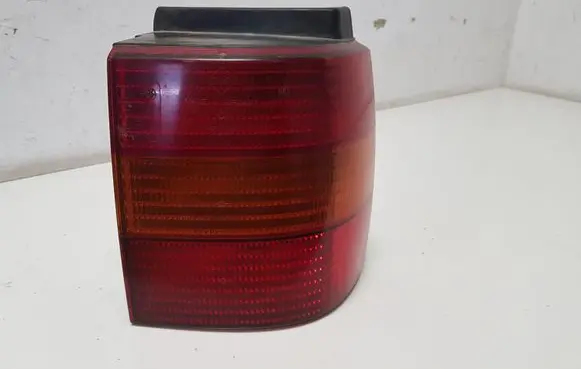 Volkswagen PASSAT B4 Rear/tail lights 3A9945112