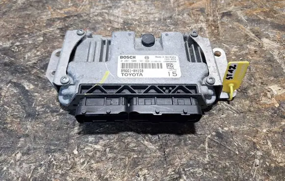 Toyota Aygo AB40 Engine control unit/module ECU 89661-0H150 0261S06141