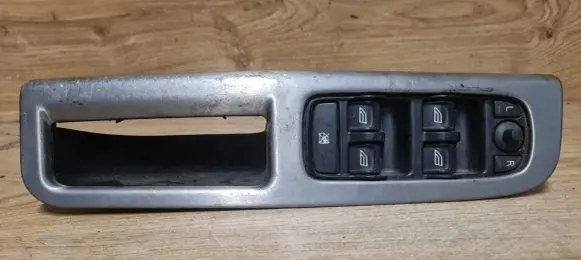 Volvo V50 Electric window control switch 30773210
