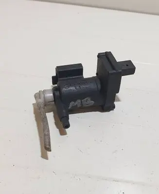 Mercedes-Benz C W203 Turbo solenoid valve A2038000178