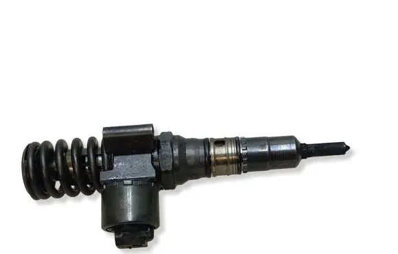Audi A6 S6 C6 4F Fuel injector 0414720404