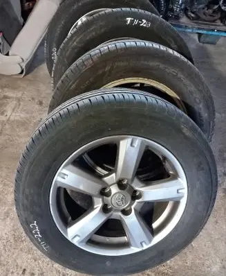 Toyota RAV 4 (XA30) R17 alloy rim 