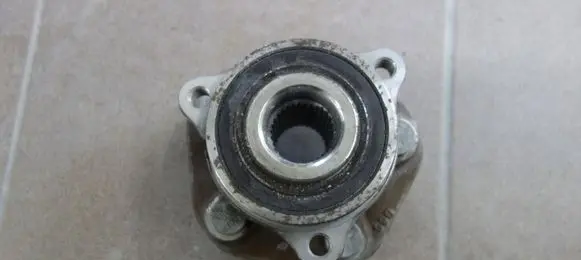 Tesla Model 3 Front wheel hub 104412100E