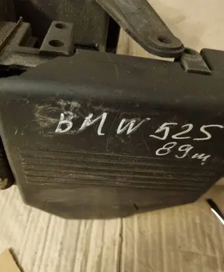 BMW 5 E34 Mass air flow meter