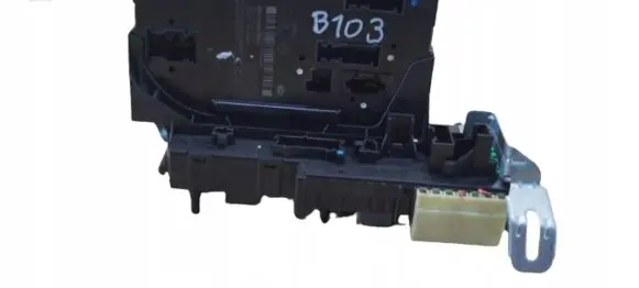 Mercedes-Benz C W204 SAM control unit 2049001002