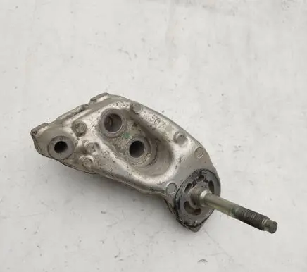 Citroen C5 Engine mounting bracket 9640951480