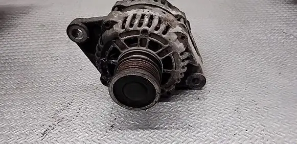 Opel Insignia A Generator/alternator 13502583