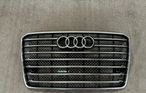 Audi A8 S8 D4 4H Front bumper upper radiator grill 4H0853169F G091