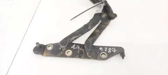Nissan Primera Tailgate/trunk/boot hinge