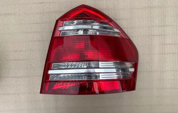 Mercedes-Benz GL X164 Rear/tail lights A1648200664