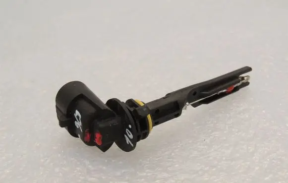 Opel Zafira C Coolant level sensor 13393366 1304027