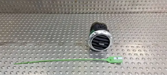 Dash center air vent grill