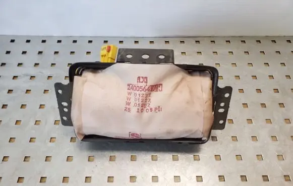 Chrysler 300 - 300C Passenger airbag P04649118AG