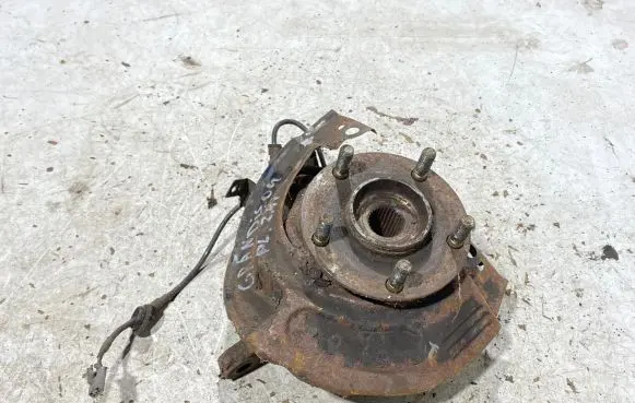 Mitsubishi Grandis Front wheel hub spindle knuckle