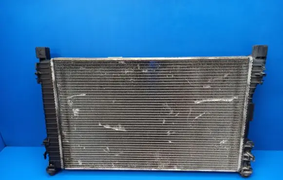 Mercedes-Benz CLK A209 C209 Coolant radiator A2035003403