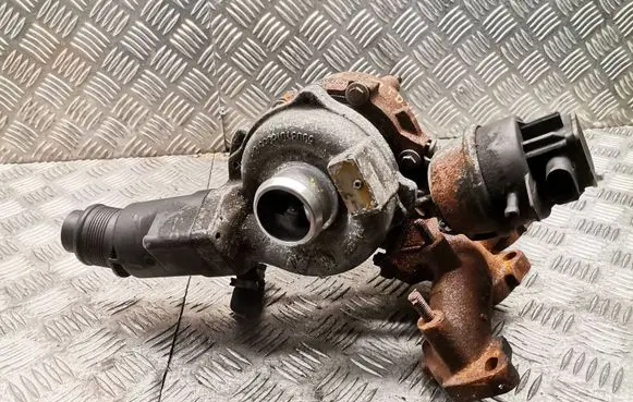 Audi A5 8T 8F Turbo 03L145702EV288