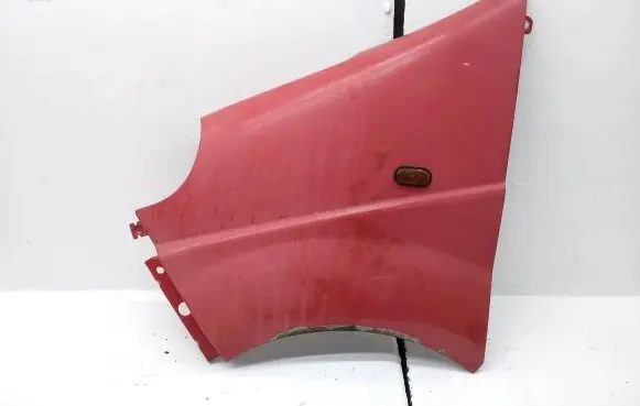 Opel Vivaro Fender